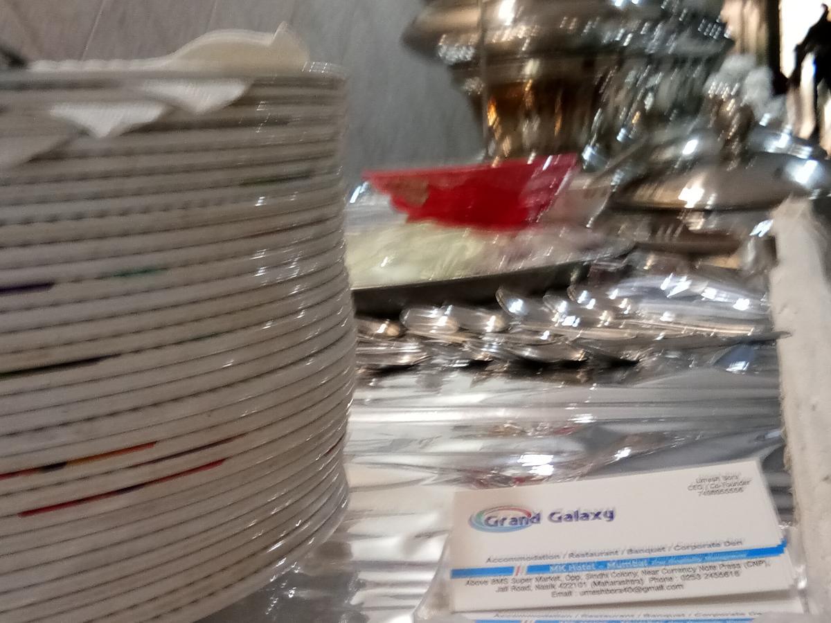 Grand Galaxy Hotel Krishna Nashik Extérieur photo