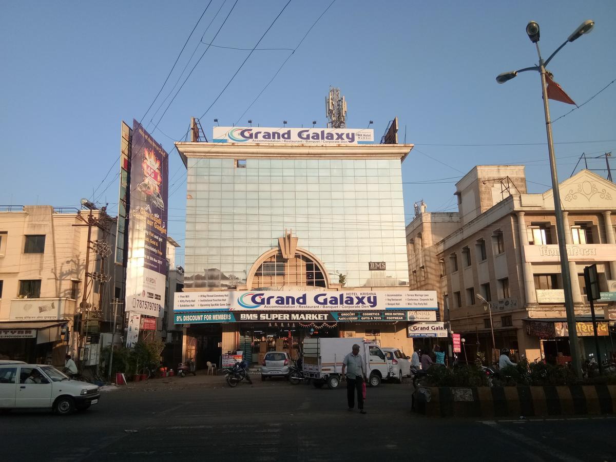 Grand Galaxy Hotel Krishna Nashik Extérieur photo